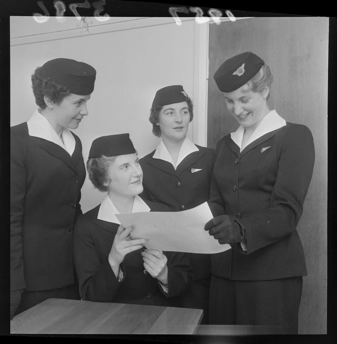 Graduated air hostesses