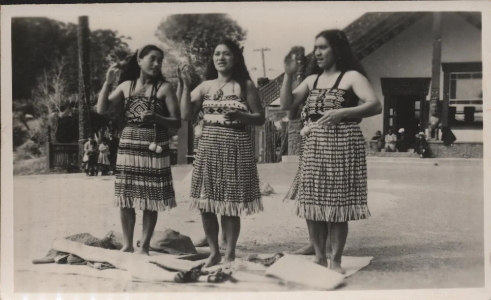 Maori Maidens Poi Dancing