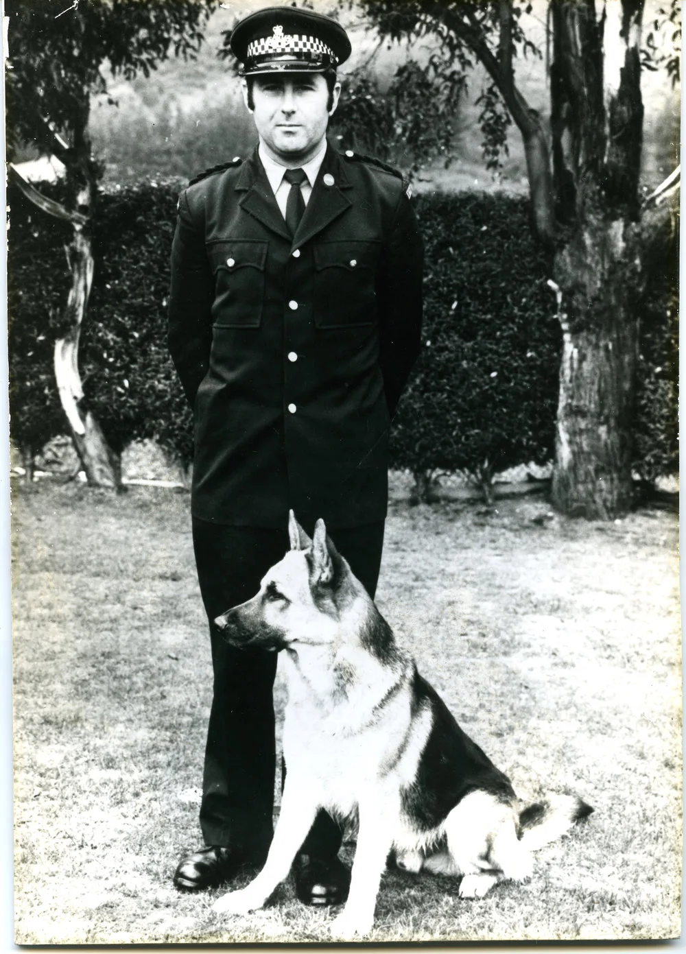 Snr. Constable Frank Way and Kel, 1975