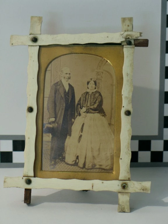 Andrew and Euphemia Maxwell (Caption: Andrew and Euphemia Maxwell)