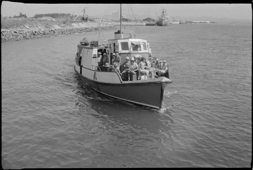 Ferry Waitere Salisbury Wharf
