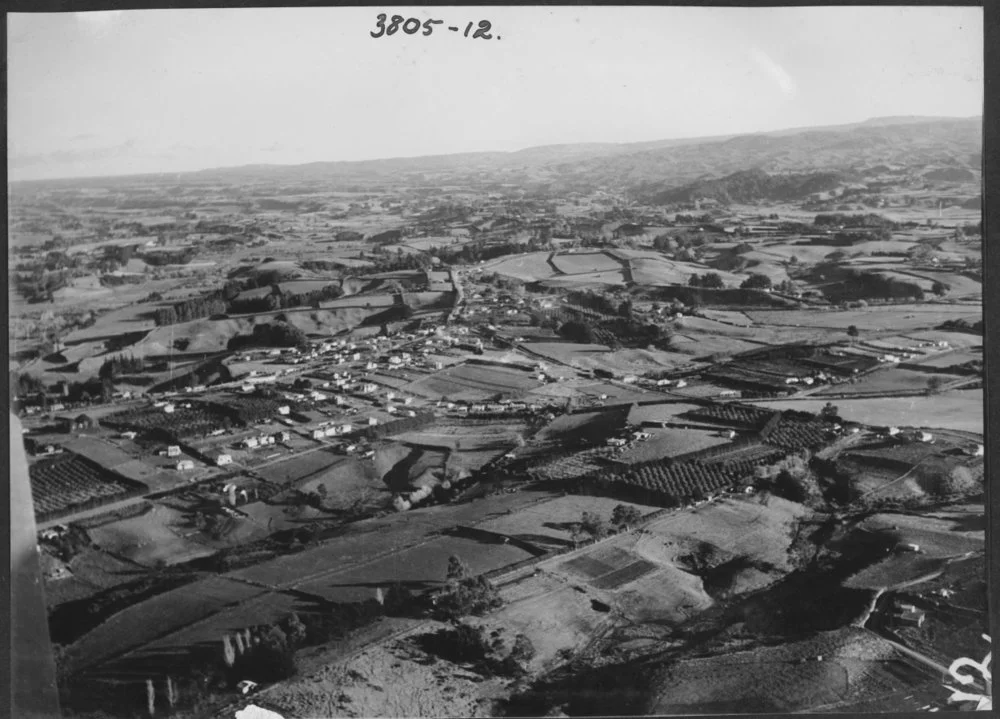 Aerial view of Tauranga c 1950