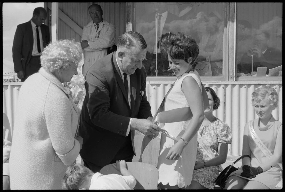 Te Puke Agriculture & Pastoral Show queen Lex Tait presented with sash