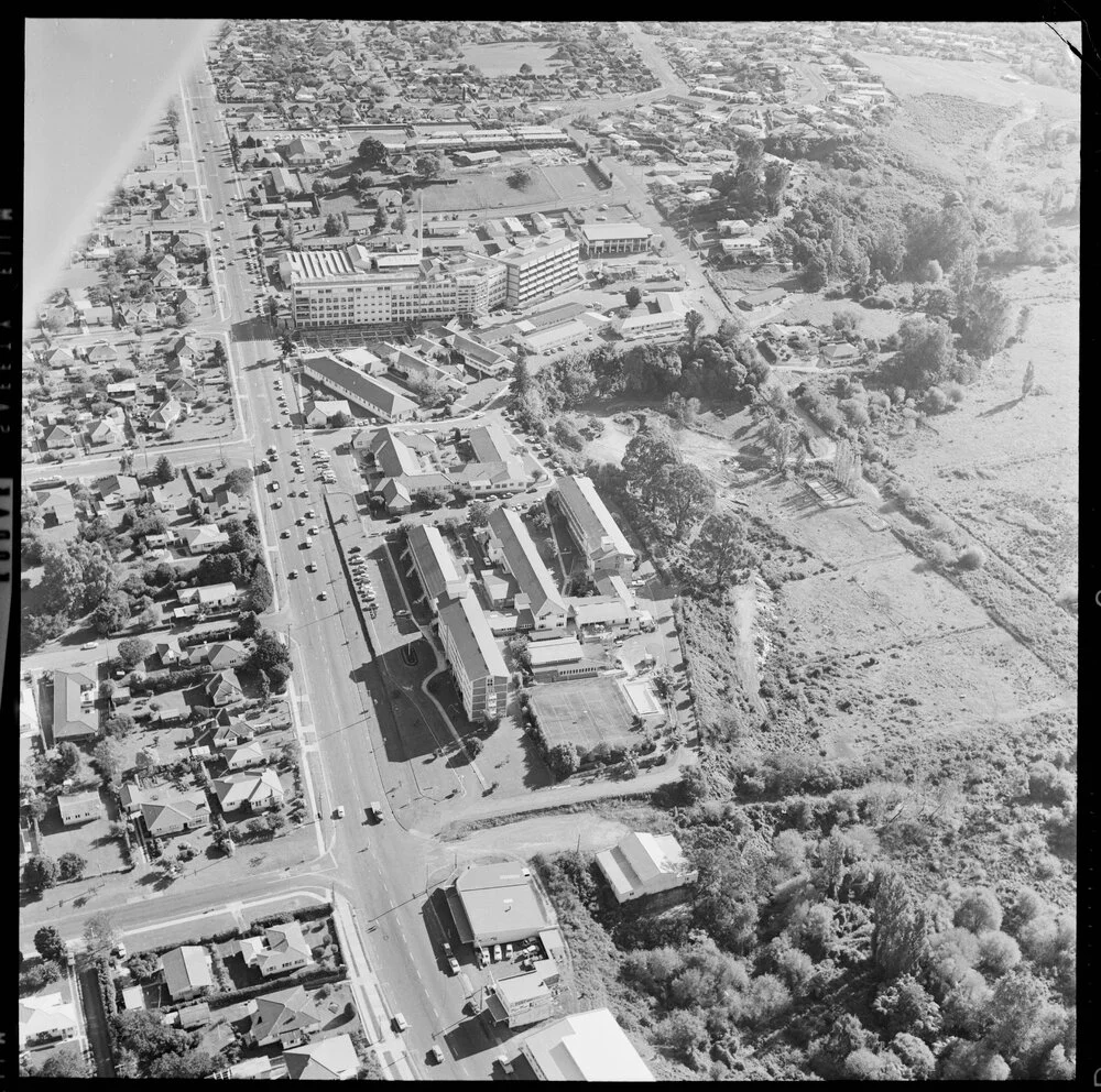 Aerial photo of Tauranga Hospital's new ward block in construction