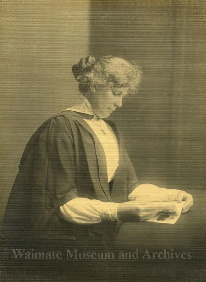 Dr Margaret Barnett Cruickshank