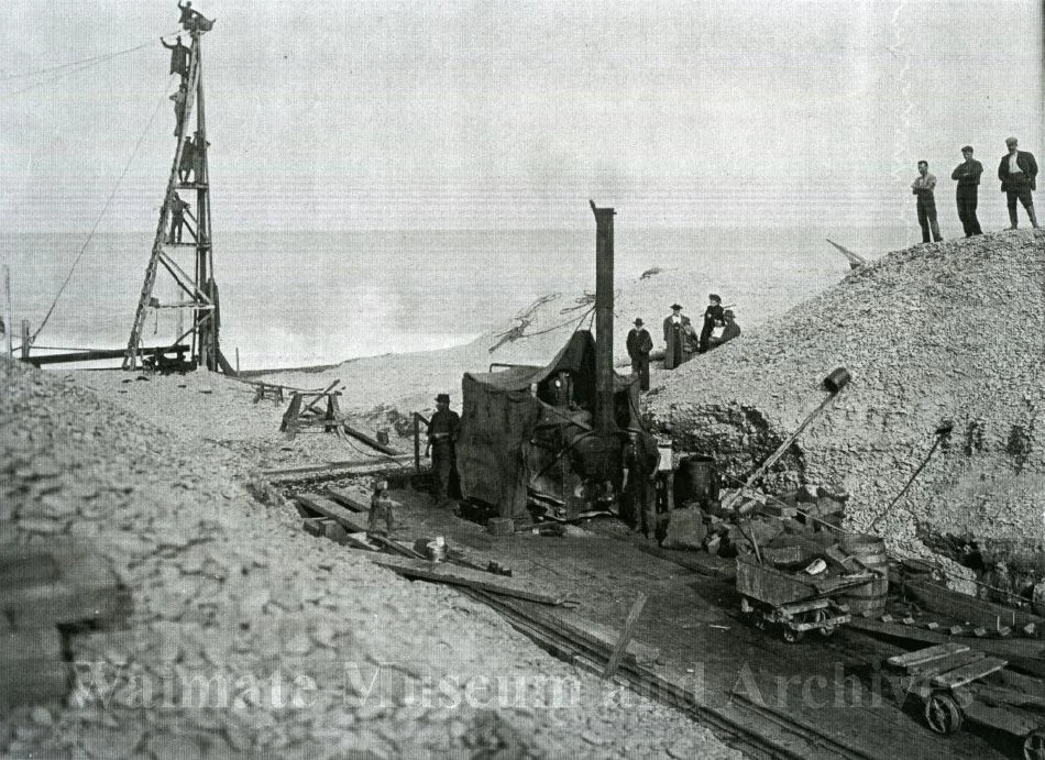 Construction of the Waihao Box