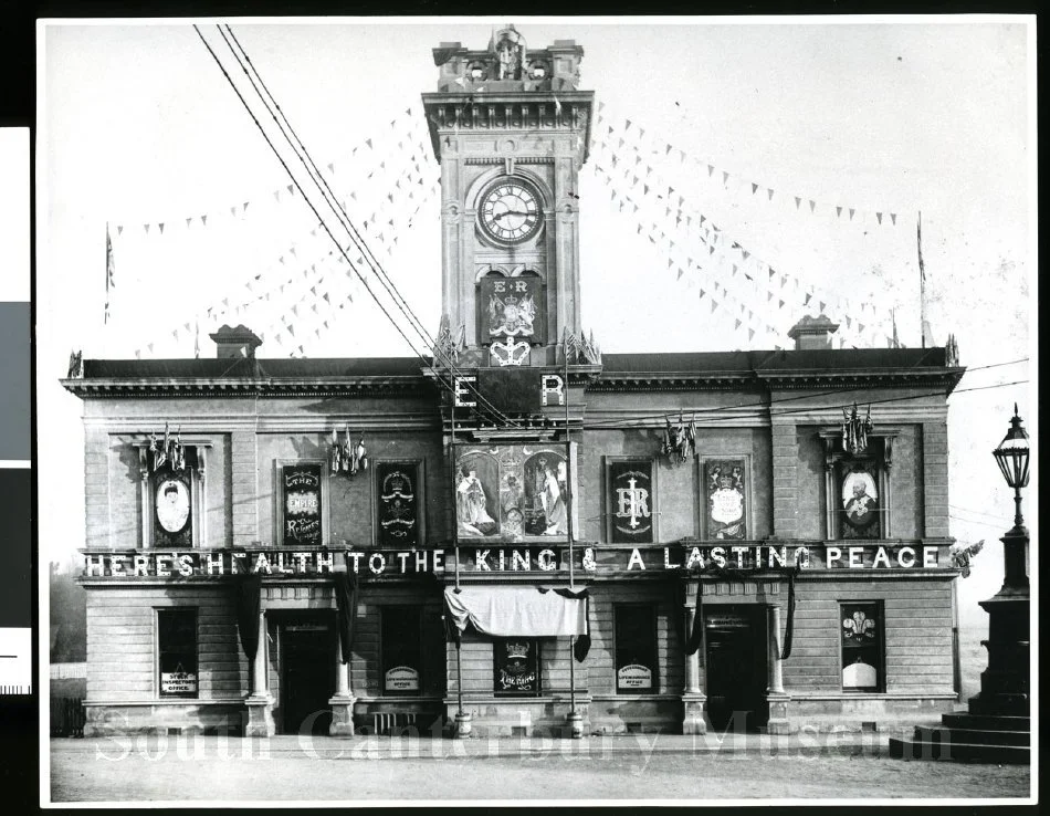 [Timaru Post Office decorated for the coronation of Edward VII]