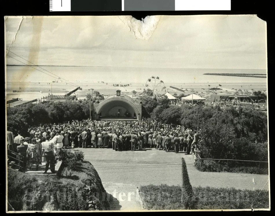 [Caroline Bay Soundshell]