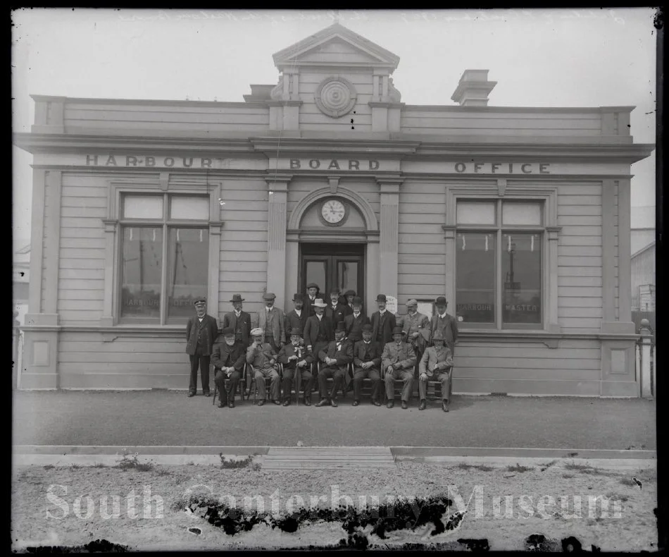 Jubilee of S Canterbury 1909. Hon members of the Harbour Board