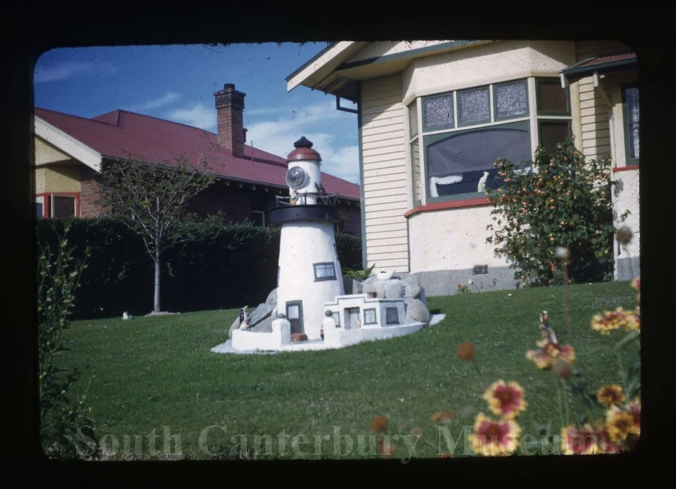 Lighthouse garden ornament, Timaru