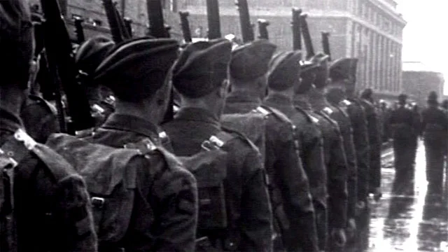 Farewelling troops