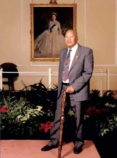 Government kaumātua: Papa Leo