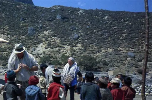 Hillary with June Mulgrew in Nepal
