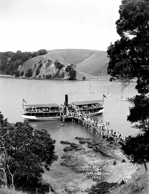 Excursion to Motutapu Island