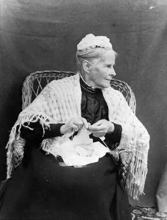 Maria Williams knitting, early 20th century
