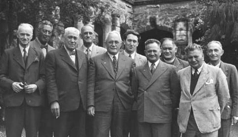 A gathering of Māori linguists
