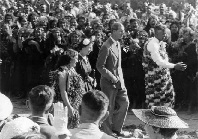 Queen Elizabeth II at Tūrangawaewae, 1953