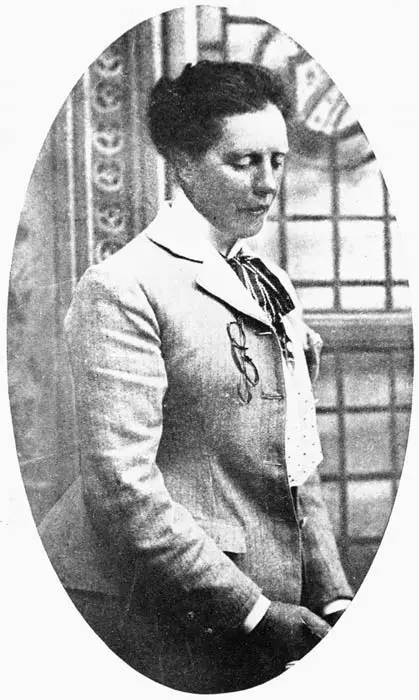 Grace Neill, 1890s