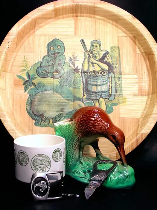 Kiwi as symbol: kiwi kitsch