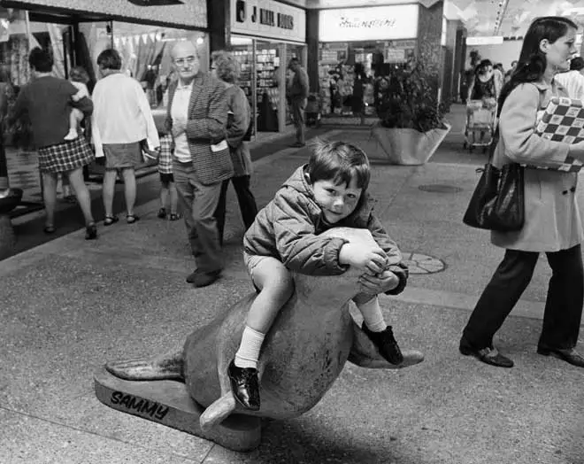 Riding Sammy the seal