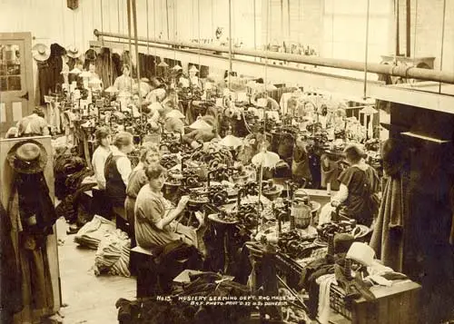 Making hosiery, 1921