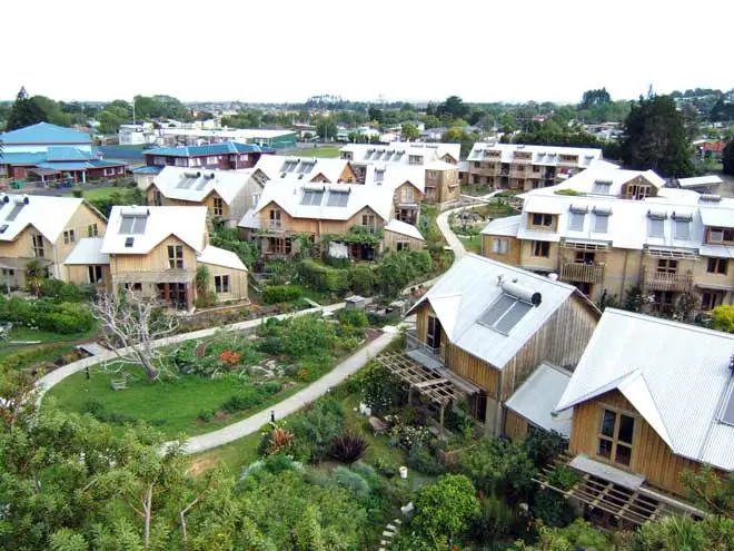 Earthsong Eco Village, 2007