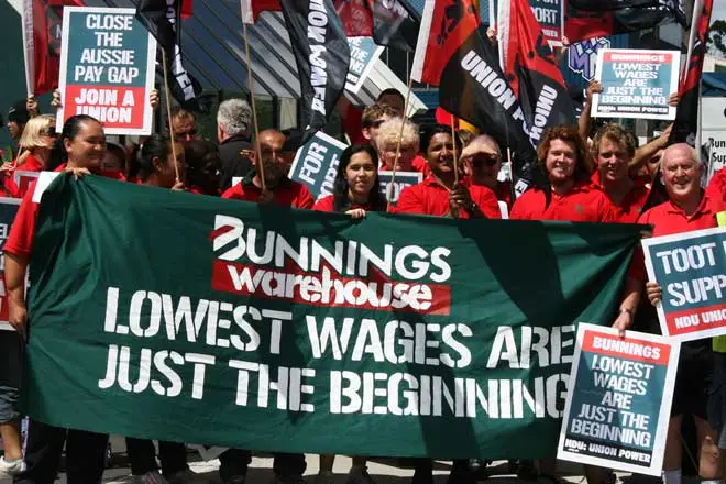 Bunnings Warehouse pay dispute
