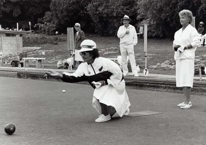 Millie Khan, 'Queen of the green'