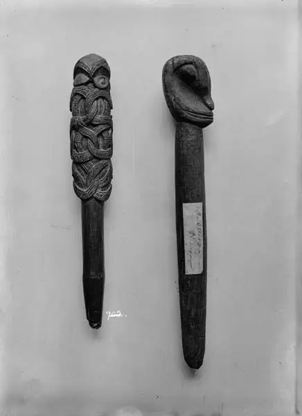 Whakapakoko rākau (god stick)