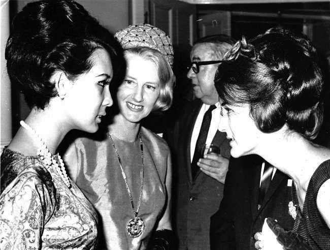 Madame Ky at civic reception in Auckland