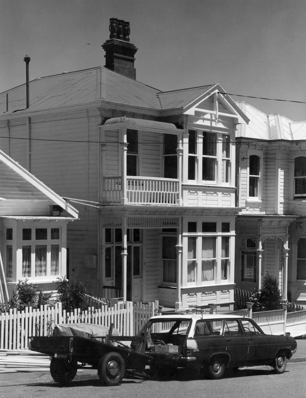 7 Dee Street